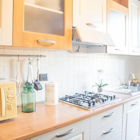 Apartamento 083 - Casa Grande Con Attico Condominiale Vista Mare, 500 Metri Dalla *
