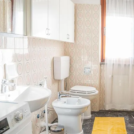 Apartamento 083 - Casa Grande Con Attico Condominiale Vista Mare, 500 Metri Dalla Chiavari